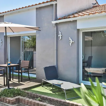 La Tranquilite Bleue - Maison Avec Et Parking Cloture *