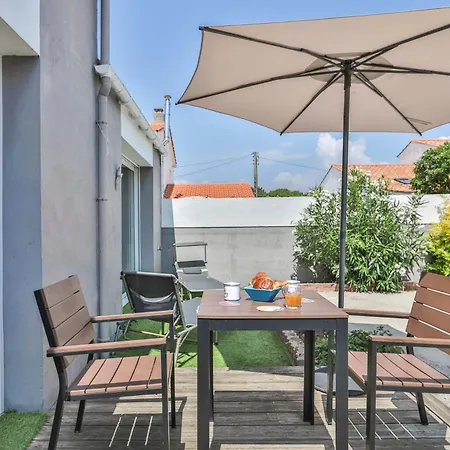 La Tranquilite Bleue - Maison Avec Et Parking Cloture *