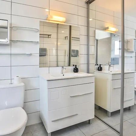 La Tranquilite Bleue - Maison Avec Et Parking Cloture بيت للعطل