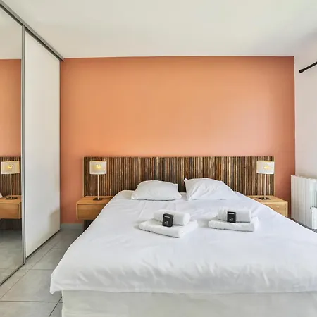 La Tranquilite Bleue - Maison Avec Et Parking Cloture Nyaraló
