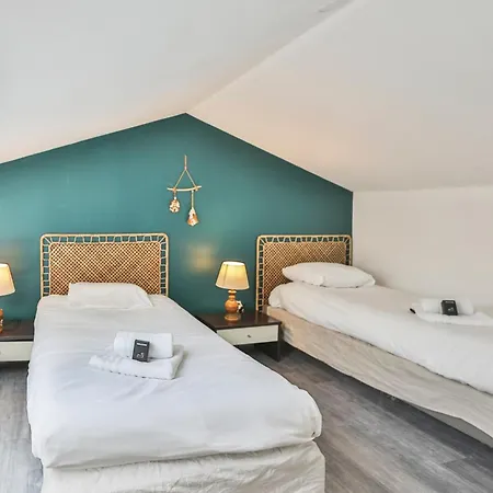 La Tranquilité Bleue - Maison Avec Parking Cloturé *